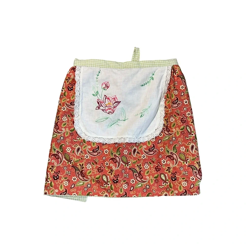 Vintage Handmade‎ Half Apron Paisley Floral Embroidered Lace Trim Gingham